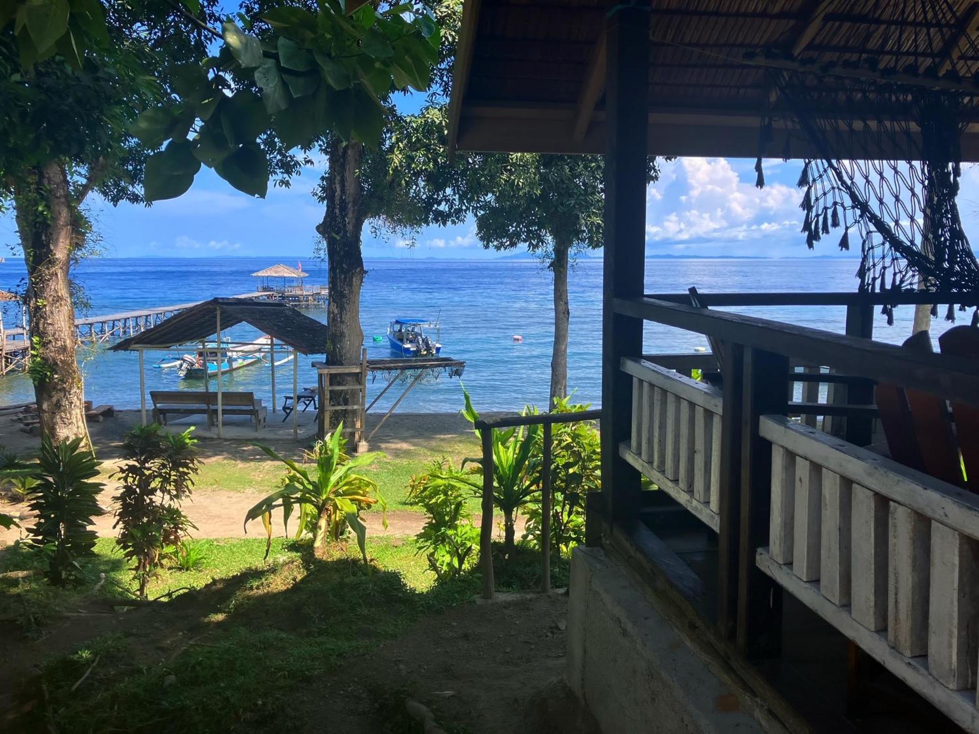 Pristine Paradise Dive Resort - Togean Islands, Una Una Pulau Unauna Eksteriør billede
