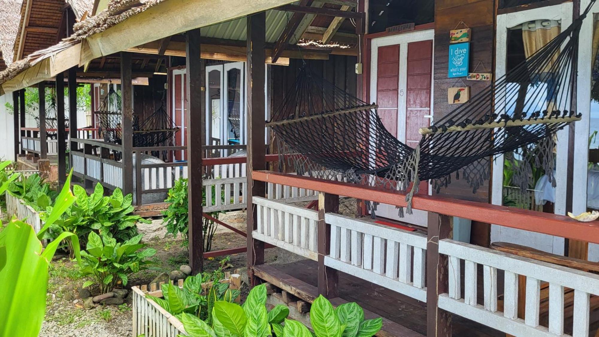 Pristine Paradise Dive Resort - Togean Islands, Una Una Pulau Unauna Eksteriør billede